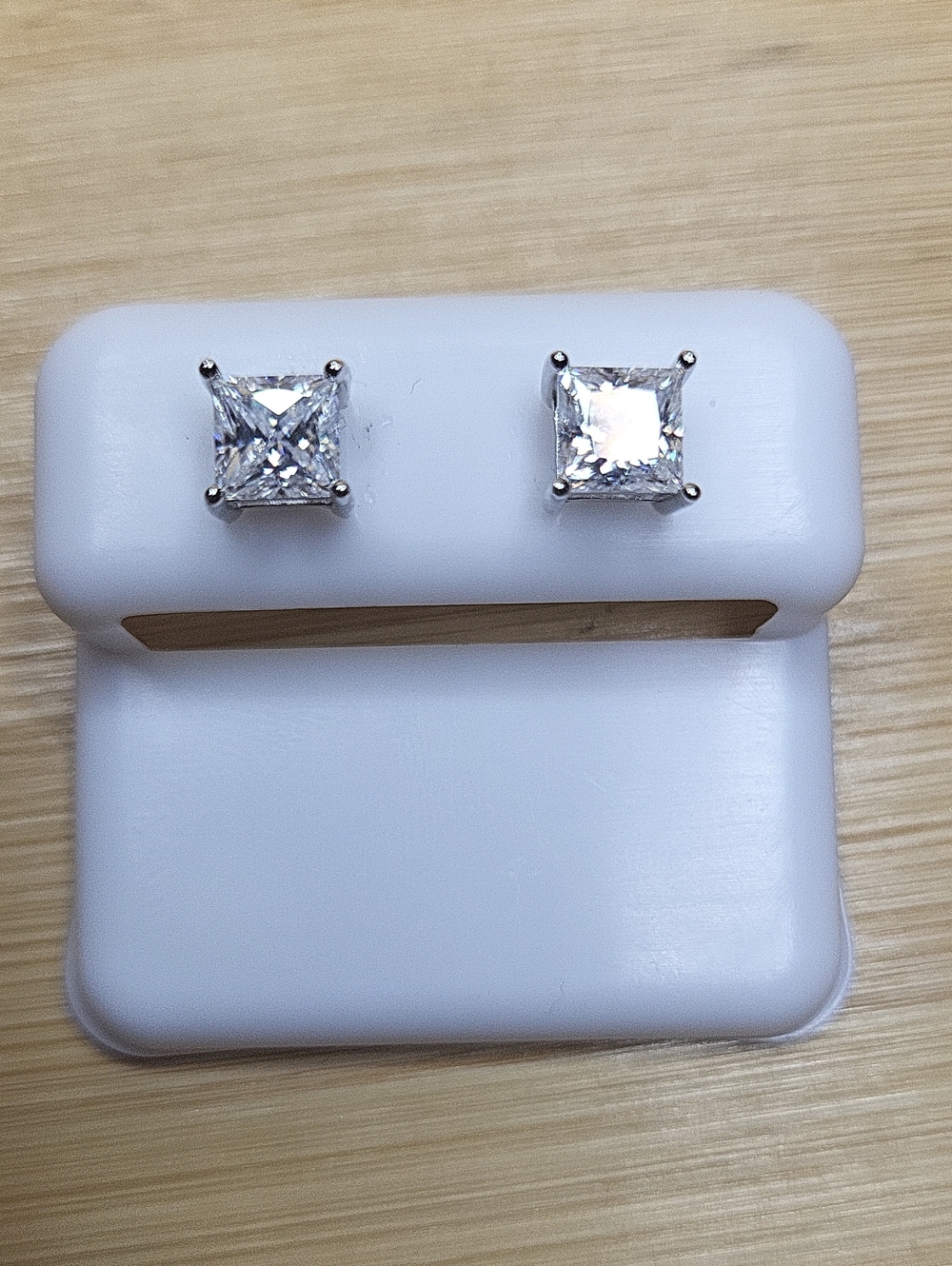 Classic 2CTW Princess-Cut  Moissanite Stud Earrings 925 Sterling Setting